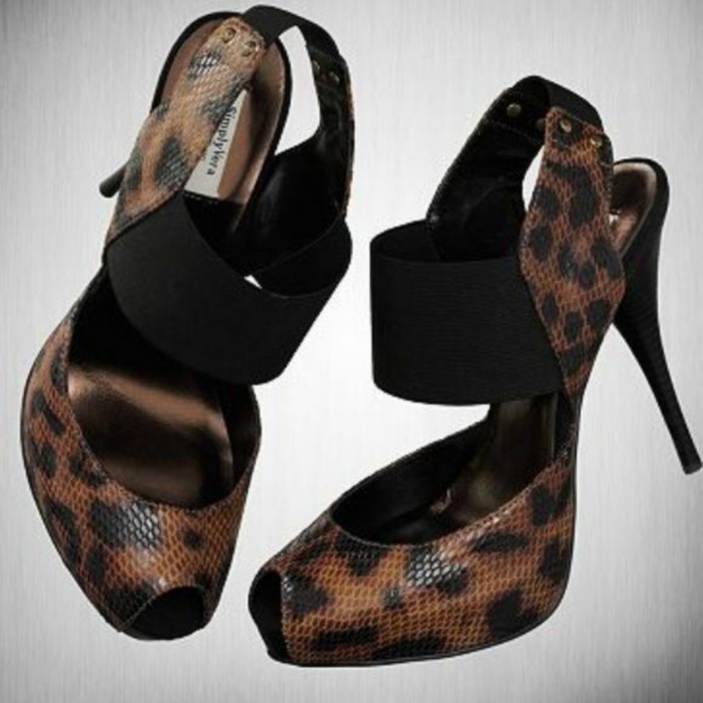 Simply Vera Wang Leopard Print Heeled Sandals